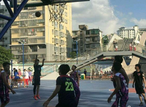 济南市财经学校举办校际篮球友谊赛